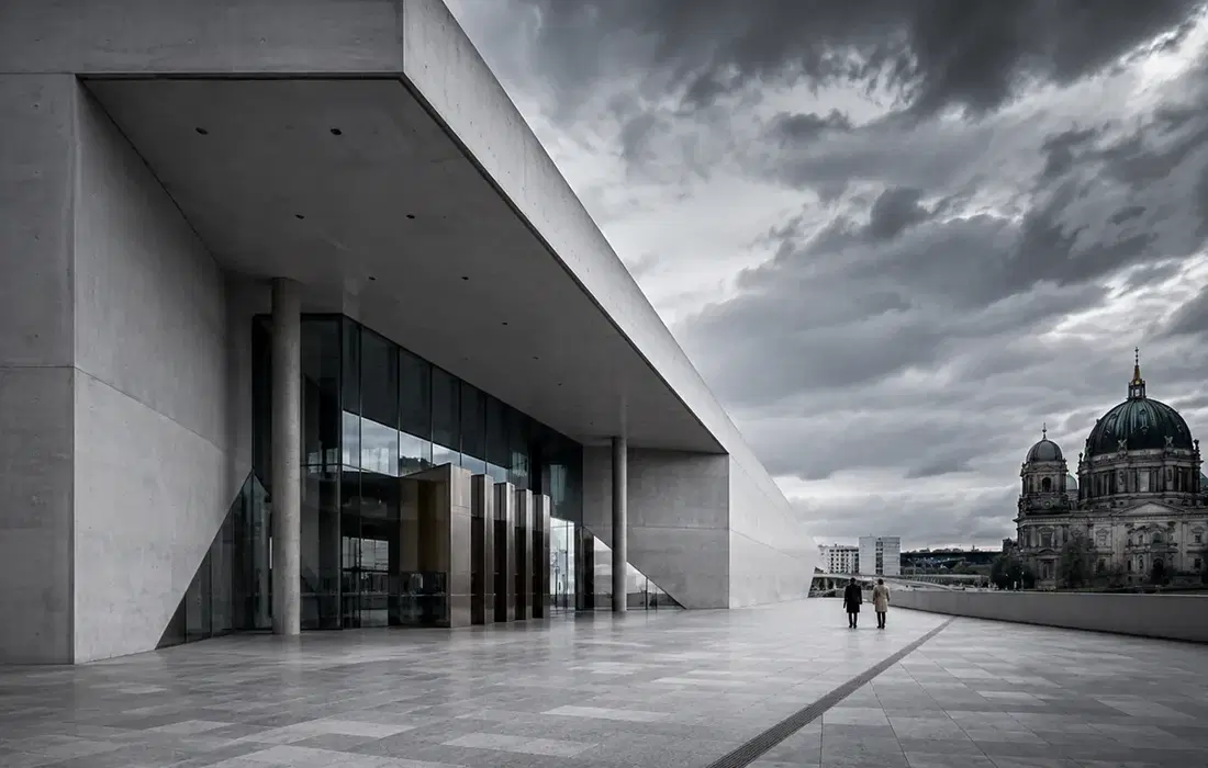 Sialkot Atrium Business Tower 189 Lobby / Material View